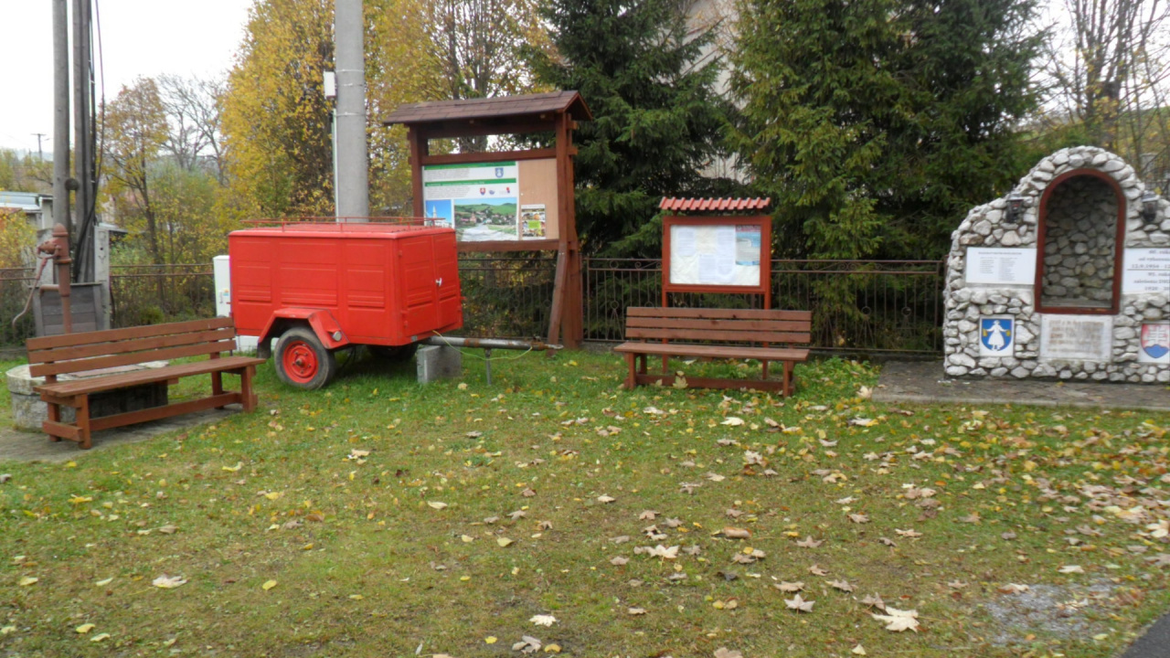 Fotografia fotogalérie Úprava pozemku pred obecným úradom