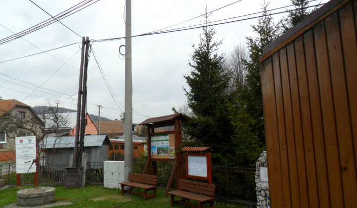 2. fotografia fotogalérie Úprava pozemku pred obecným úradom